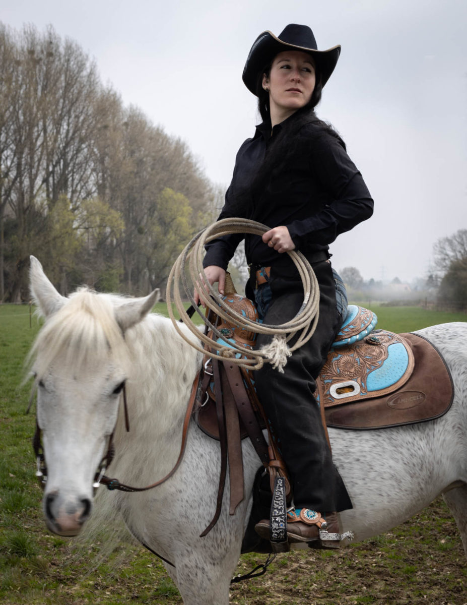 Cowgirl Portrait eines Western Style Shootings mit Nathalie Spielkamp.