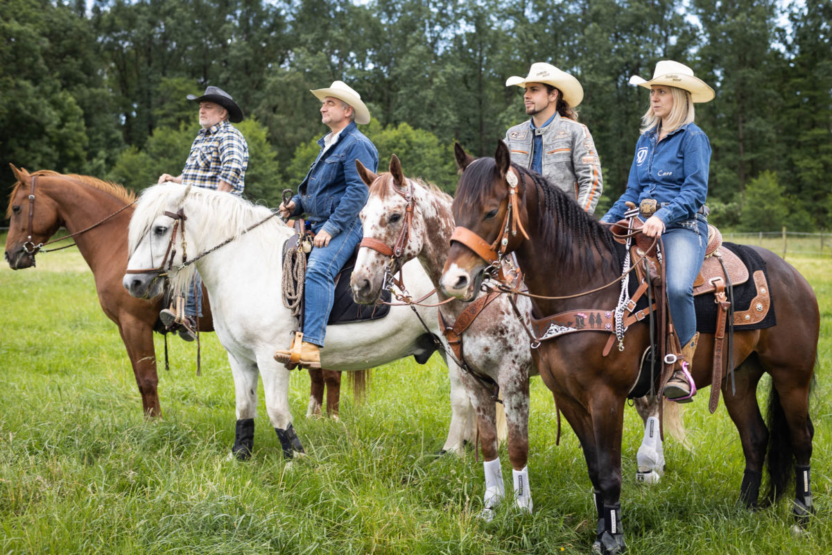 Barrelracers im Western Outfit. Westernportraits von Fotograf und Retuscheur Frank Hoffmann.