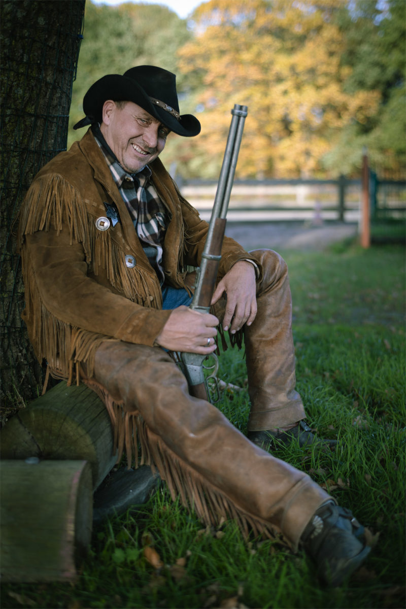 Stimmungsvolle, coole Westernportraits fotografiert Frank Hoffmann aus Duisburg. Westernshootings und Fototermine.