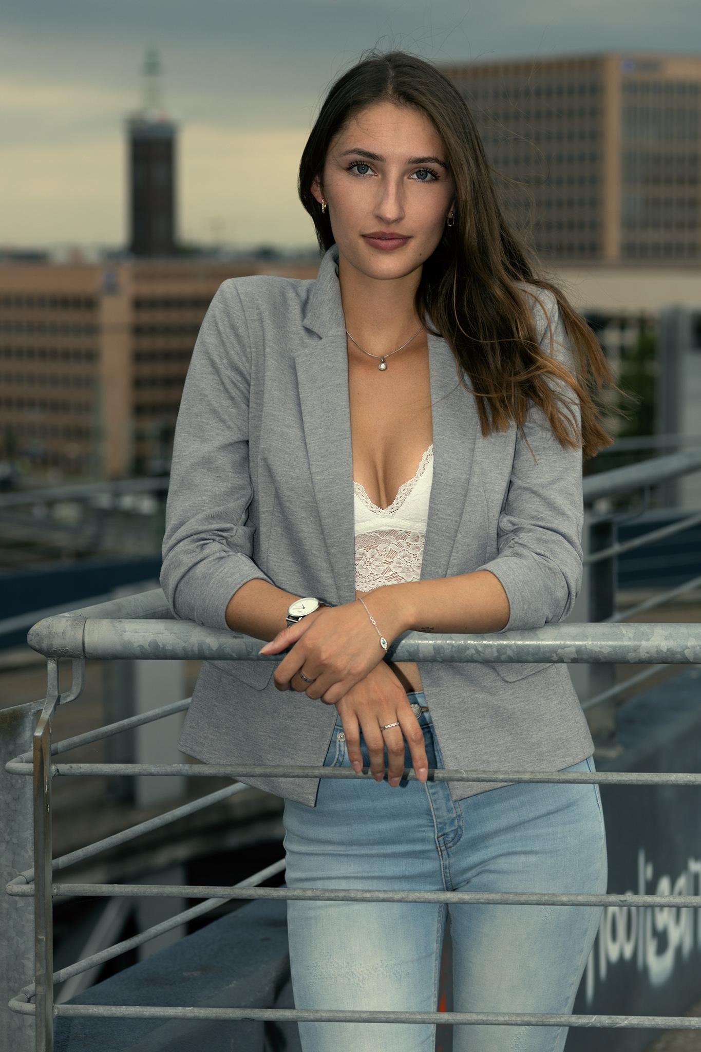 Professionelle Portraits. Bildideen Fototermine Retuschearbeiten.